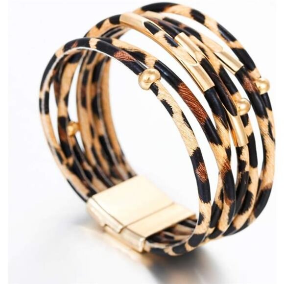 Boho Leather Wrap Bracelet for Women – Multi-Layer Leopard Print - Picture 2 of 7
